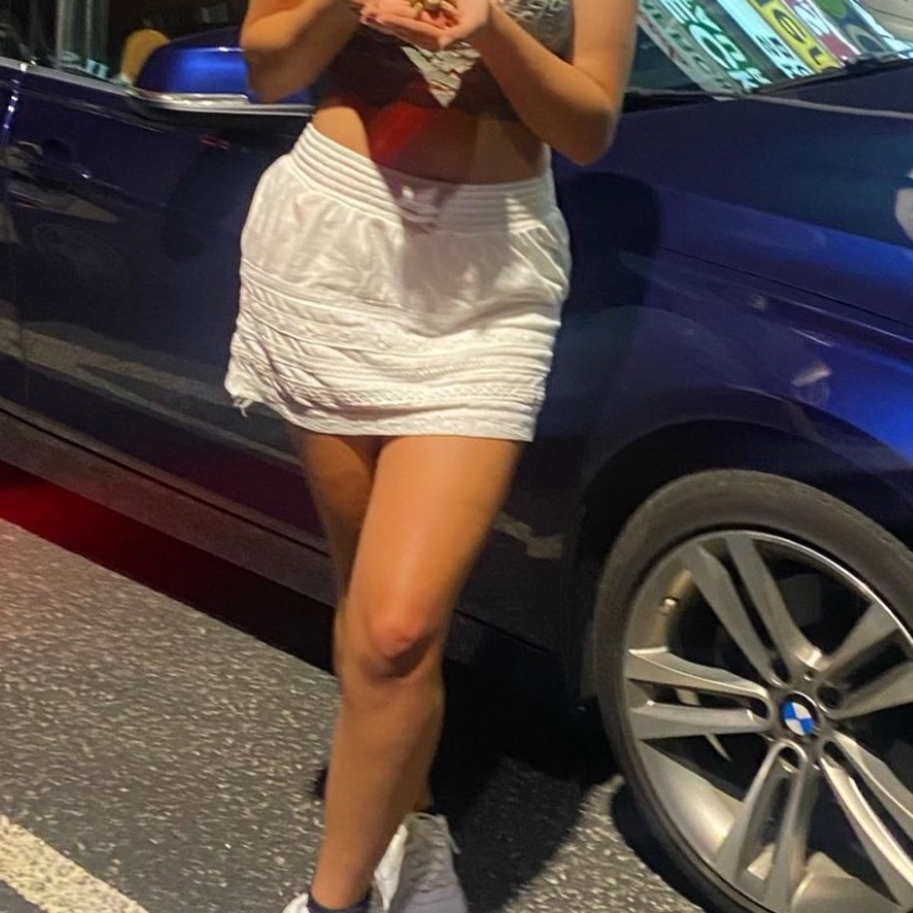 Lace skirt